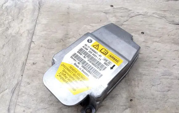 BMW 5 E60 E61 Airbag control unit/module 9160557 31916055701S