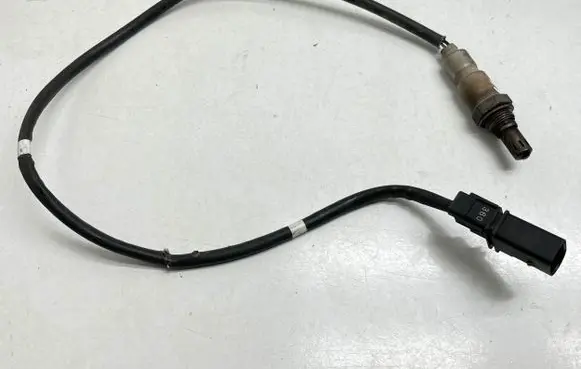 Volkswagen Transporter - Caravelle T6 Lambda probe sensor 4L906262E