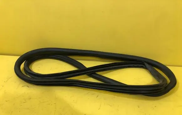 Citroen DS3 Rubber seal loading door 