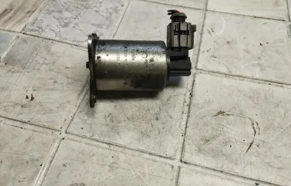 Mitsubishi Space Star EGR valve 72281830 7700107471 8200231630