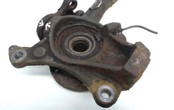 Citroen C5 Front wheel hub spindle knuckle