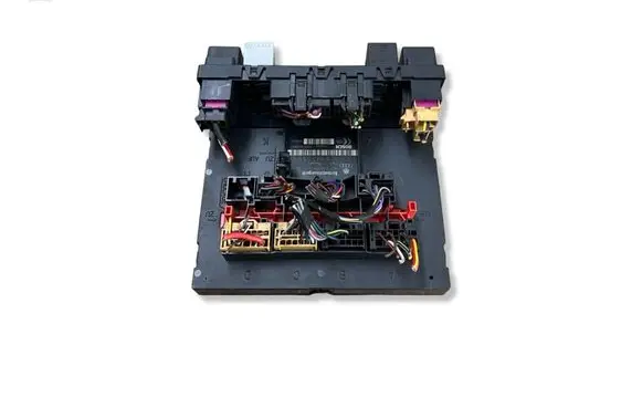 Volkswagen PASSAT B6 Comfort/convenience module F005V00917 3C8937049S