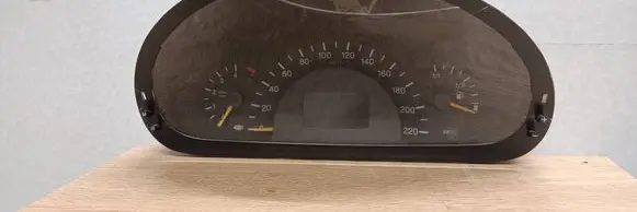 Mercedes-Benz Vito Viano W639 Speedometer (instrument cluster) A6394462921 503000330004