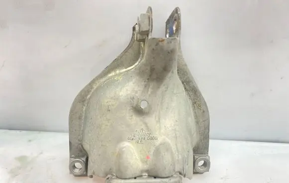 Audi A6 C7 Engine mounting bracket 4G0399060G