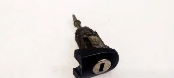 Volkswagen Golf IV Front door lock (next to the handle) 1U0837167