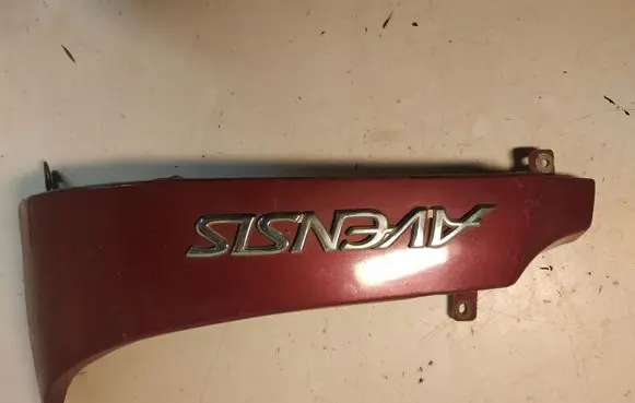 Toyota Avensis T220 Rear bodywork 