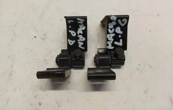 Porsche Macan (95B) Front door hinge set PORMACZaw01703