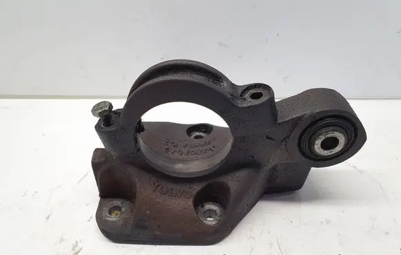 Volvo V70 Driveshaft support bearing bracket 30787842