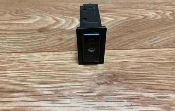 Toyota Avensis T250 Windscreen/window heater switch 156762