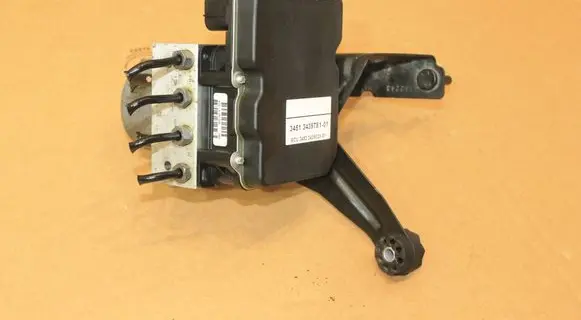 BMW X3 E83 ABS Pump 3439781