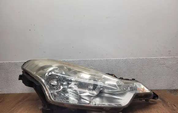 Citroen C-Crosser Headlight/headlamp
