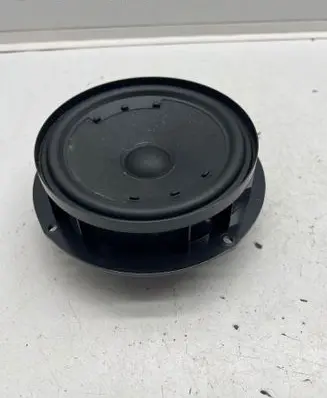 Volkswagen Golf VIII Rear door speaker 5H0035453B