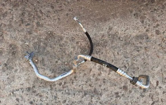 BMW i3 Air conditioning (A/C) pipe/hose 9291270 9291282