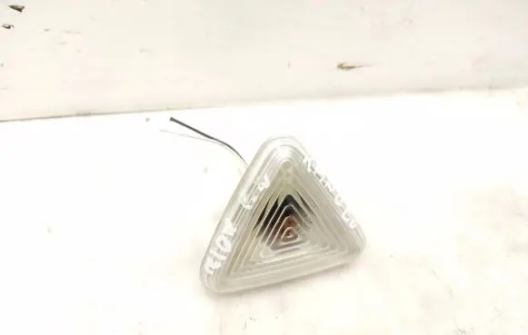 Renault Kangoo II Front fender indicator light 8200439492