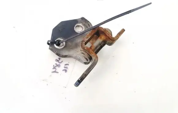 KIA Carens I Front door upper hinge