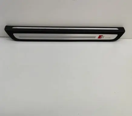 Audi Q5 SQ5 Front sill trim cover 8R0853373G