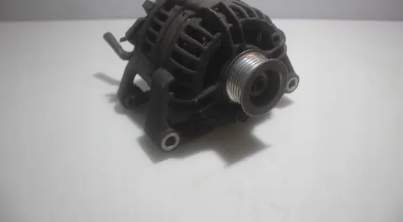 Opel Zafira A Generator/alternator 0124225023