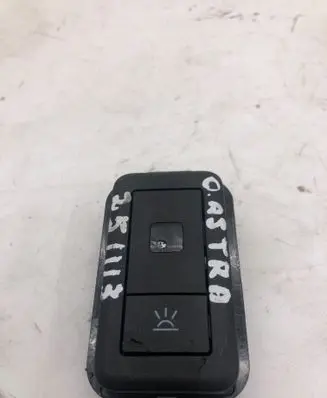 Opel Astra L Light switch 9834315680