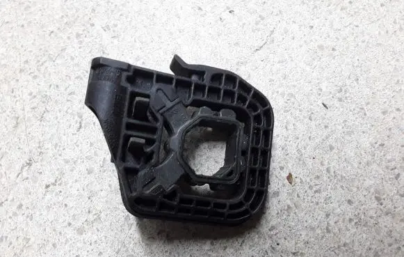 BMW 3 G20 G21 Radiator support slam panel bracket 9895624 17119895624