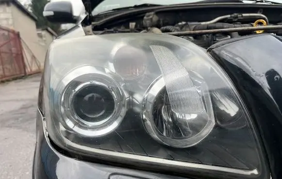 Toyota Avensis Verso Headlight/headlamp