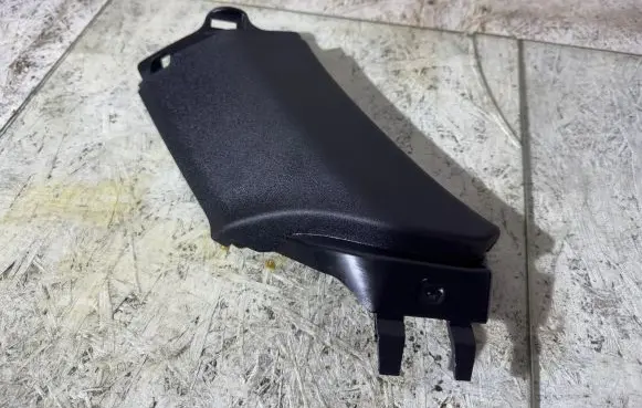 Volvo V40 (C) pillar trim 31305358