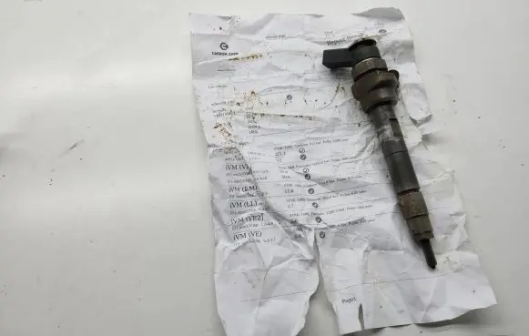 BMW 1 F20 F21 Fuel injector 0445110601