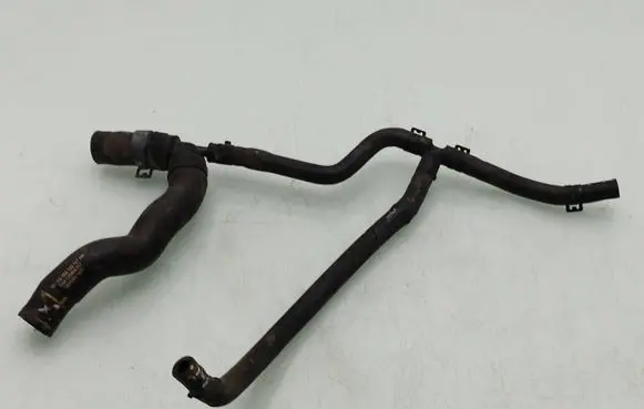 Volkswagen Transporter - Caravelle T5 Engine coolant pipe/hose 7E0122157AM