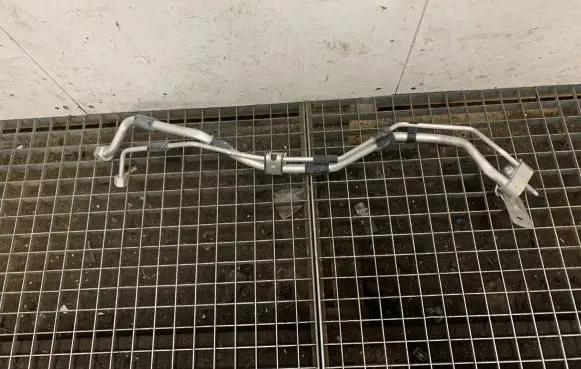 Chrysler Pacifica Air conditioning (A/C) pipe/hose