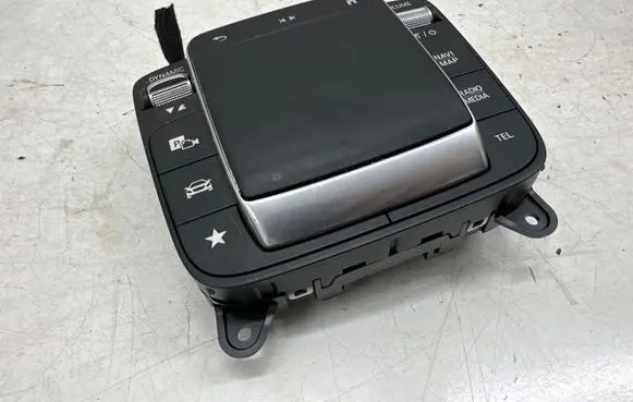 Mercedes-Benz CLA C118 X118 Head unit multimedia control A2479003903 A2479014202 A2479023501