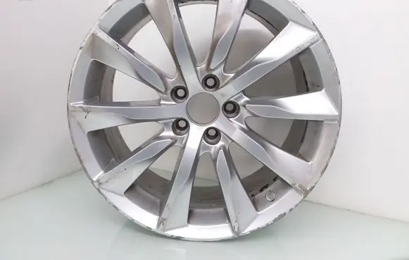 Volvo XC90 R18 alloy rim 31362840