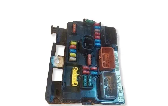 Citroen C3 Central body control module 9667199780 BSMR0900
