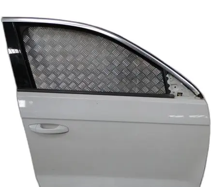 Volkswagen T-Roc Front door 