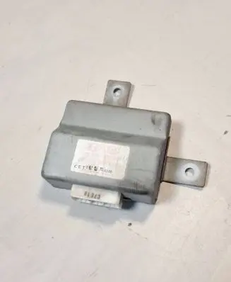 Hyundai Santa Fe Parking PDC control unit/module 957002B000