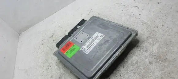 Audi A8 S8 D3 4E Engine control unit/module 8E0907559