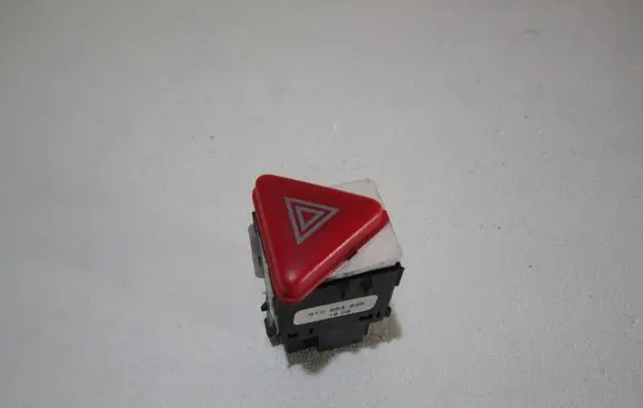 Skoda Fabia Mk1 (6Y) Hazard light switch 6Y0953235