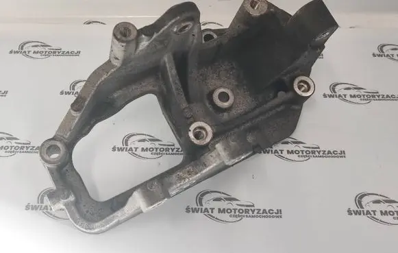Mitsubishi Outlander Engine mount bracket 4450A179