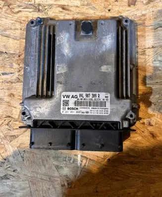 Audi A3 S3 8V Engine control unit/module 04L907309R