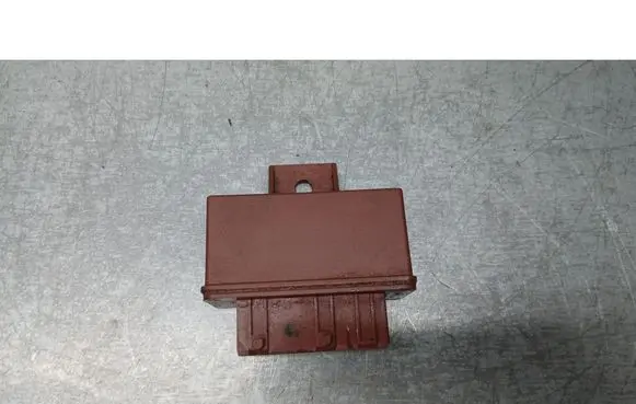 Citroen Xsara Picasso Fuel pump relay 9629945980