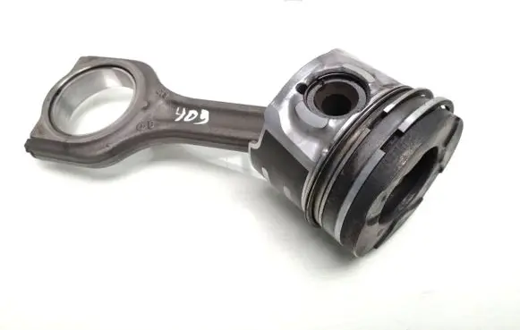 Volvo V70 Piston with connecting rod W301