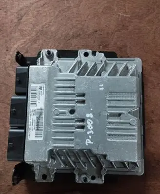 Peugeot 3008 I Engine control unit/module 9676761080