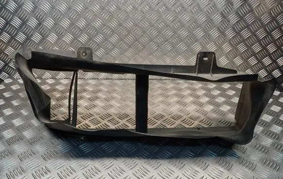 Ford Focus Intercooler air guide/duct channel BM518314CC