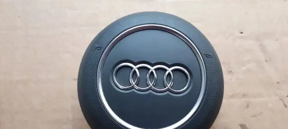 Audi A5 Steering wheel airbag 8W0880201AR