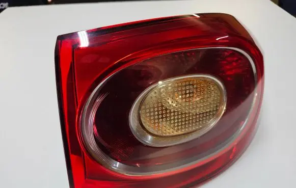 Volkswagen Tiguan Rear/tail lights 5N0945096J