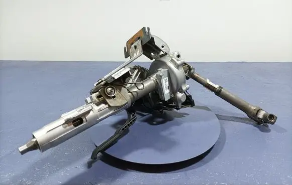 Mazda 6 Steering wheel axle Q003TA6184