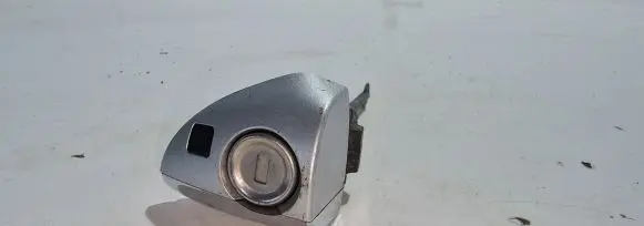 Mercedes-Benz E W211 Front door lock (next to the handle) 5WK49022