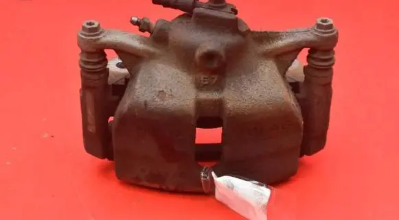 Skoda Octavia Mk3 (5E) Front brake caliper