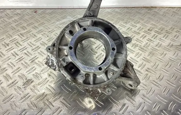 Porsche 911 996 Rear wheel hub 99633161206