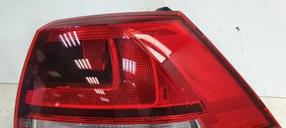 Volkswagen Golf VII Rear/tail lights 5G0945096P