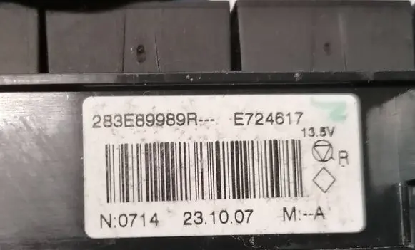 Mercedes-Benz Citan II W420 Central console control unit 283E89989R E724617 N0714