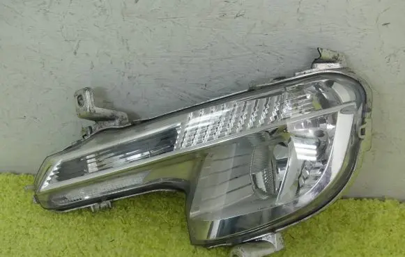 Peugeot 508 Front fog light 9670476280
